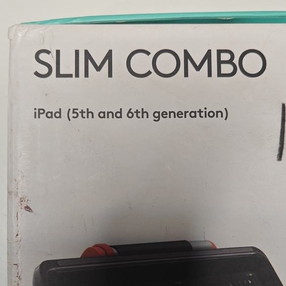 Logitech Slim Combo Black Tablet Keyboard Case - Picture 6 of 7